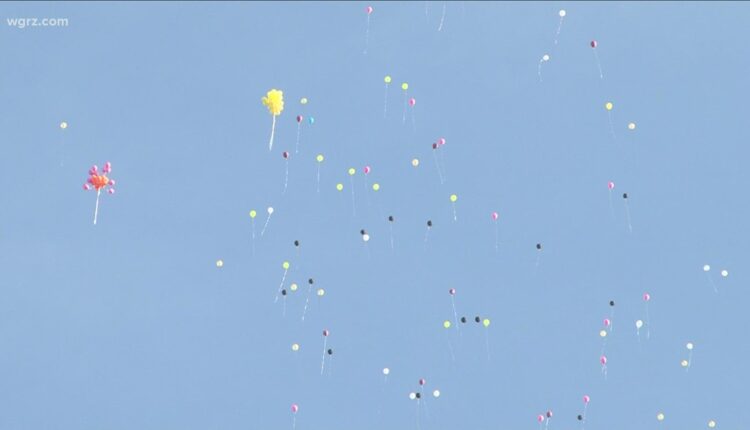 Balloon release honors pediatrician, 2 daughters killed in North Buffalo fire
