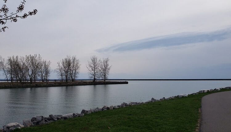 Cool Down At These 15 Lakes And Beaches Around Buffalo [Photos]
