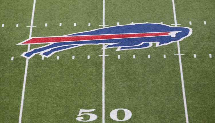 Buffalo Bills OT Rodger Saffold injured in car crash, starts camp on NFI list
