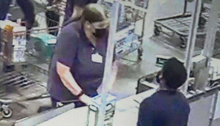 Postal worker charged with stealing reward certificates sent in mail, DA says
