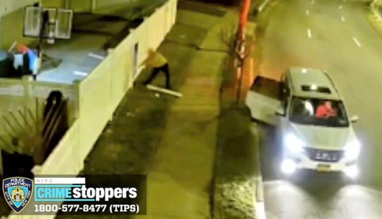 Police seek suspect who destroyed fence at Staten Island synagogue