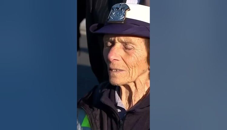 91-year-old crossing guard who never took a sick day retires #shorts