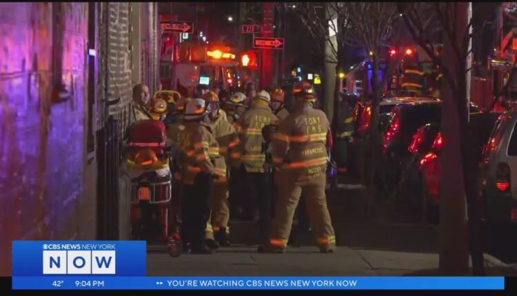 4 people hurt in fire at Bronx apartment building