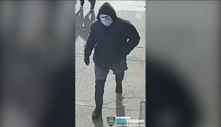Jewelry store worker shot during attempted robbery in Brooklyn