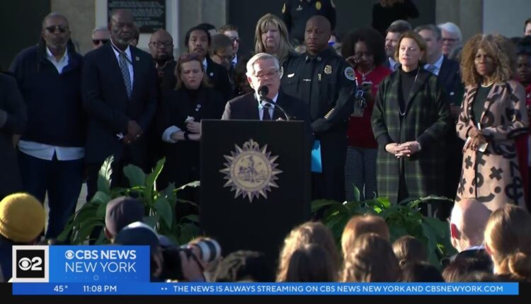 Vigil held in Nashville for school shooting victims