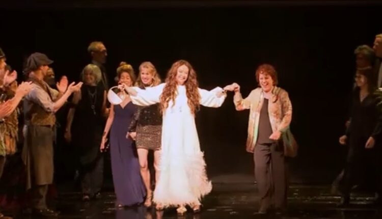 Phantom of the Opera ends historic Broadway run