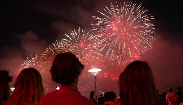 Macy's hosts spectacular July 4th fireworks show in NYC