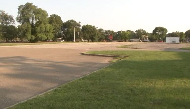 Migrant tent city to take over SNAP Senior Center parking lot