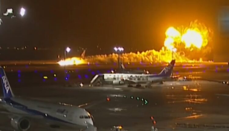 Plane crashes into coast guard jet at Tokyo airport; 5 crew killed