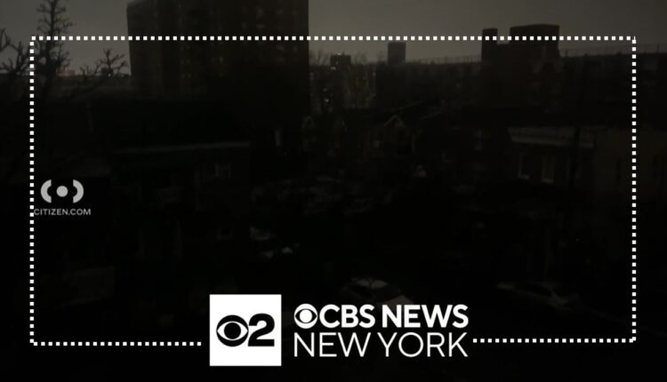 Transformer fire knocks out power in Woodside, Queens