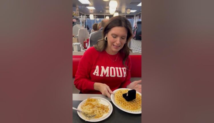 Can waffle house be romantic? 🧇💍