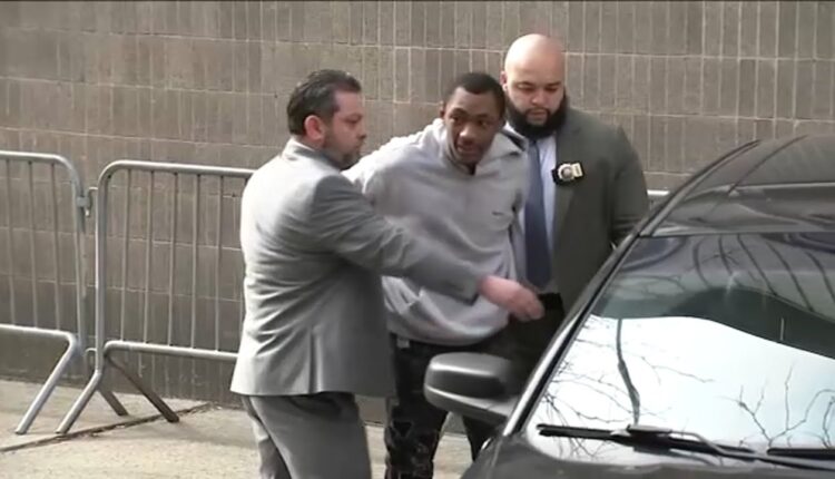 Man arrested after unprovoked deadly subway shove