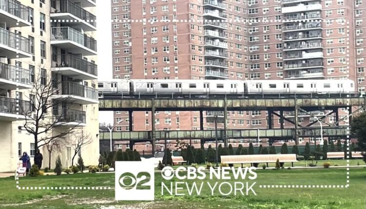 New Yorkers on Coney Island call for solution to screeching subway noise