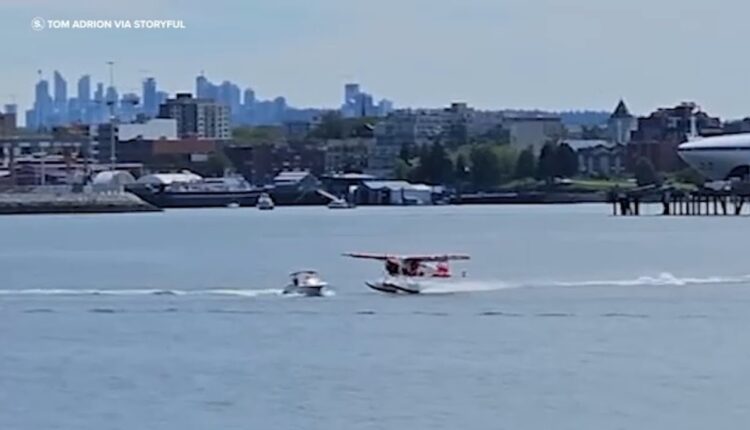 2 hospitalized after seaplane collides with boat in Canada